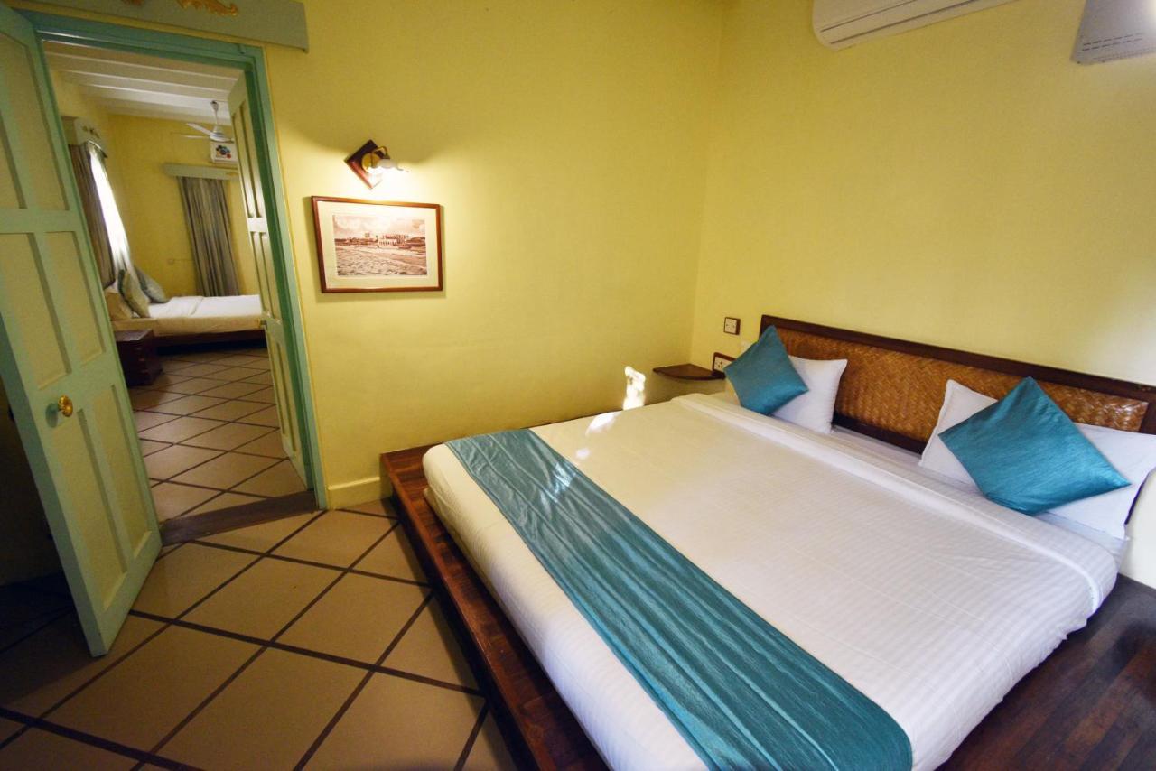 Hotel Villa Des Gouverneurs Pondicherry Exterior photo