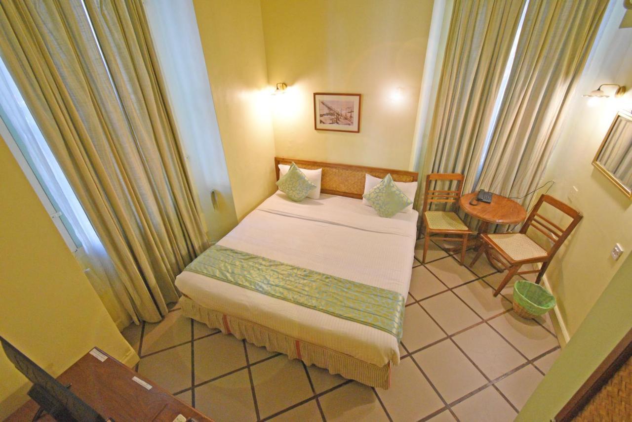Hotel Villa Des Gouverneurs Pondicherry Exterior photo